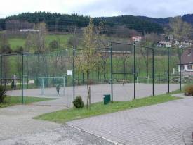 Kleinspielfeld in Ortsmitte